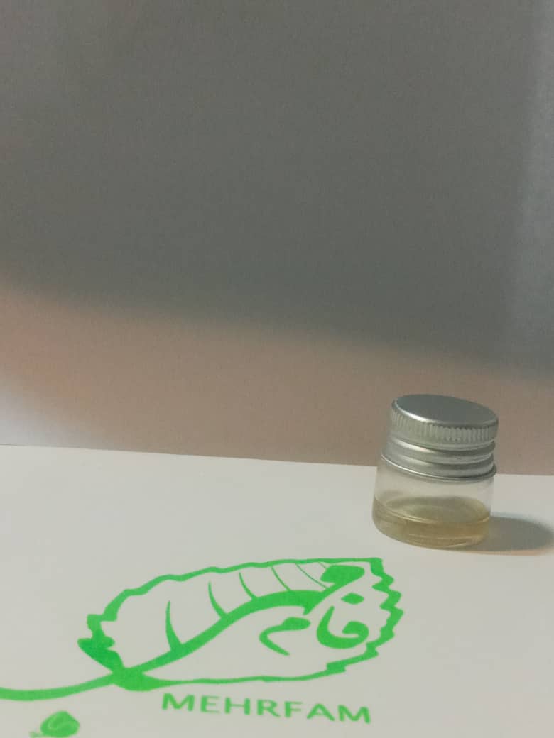 اسانس کاج خالص لاوسون