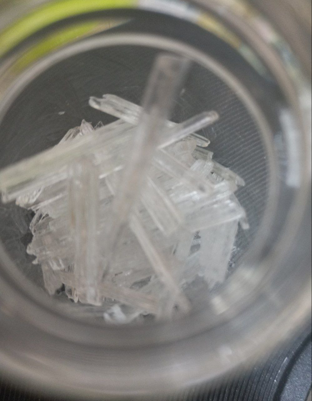 کریستال های اسانس نعنا و اُکالیپتوس